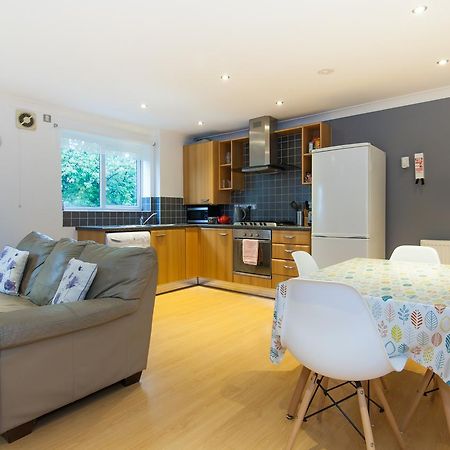 Apartmán Rest & Recharge - Birley View Manchester Exteriér fotografie